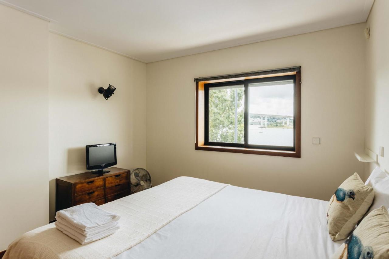 Riverfront Haven Family'S Choice With Free Garage Porto Dış mekan fotoğraf